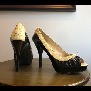 Michael Kors heels size 10